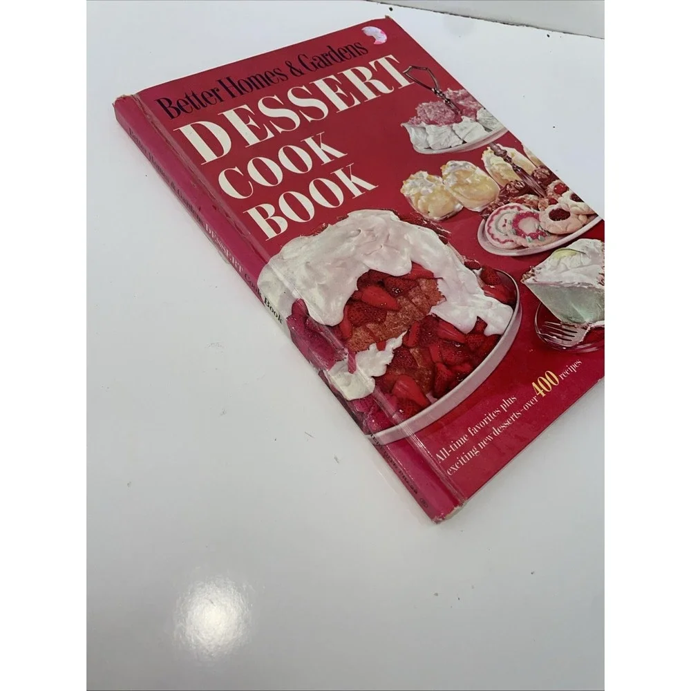 Vintage Better Homes & Gardens Dessert Cook Book 1969 Hardcover Red White Cake